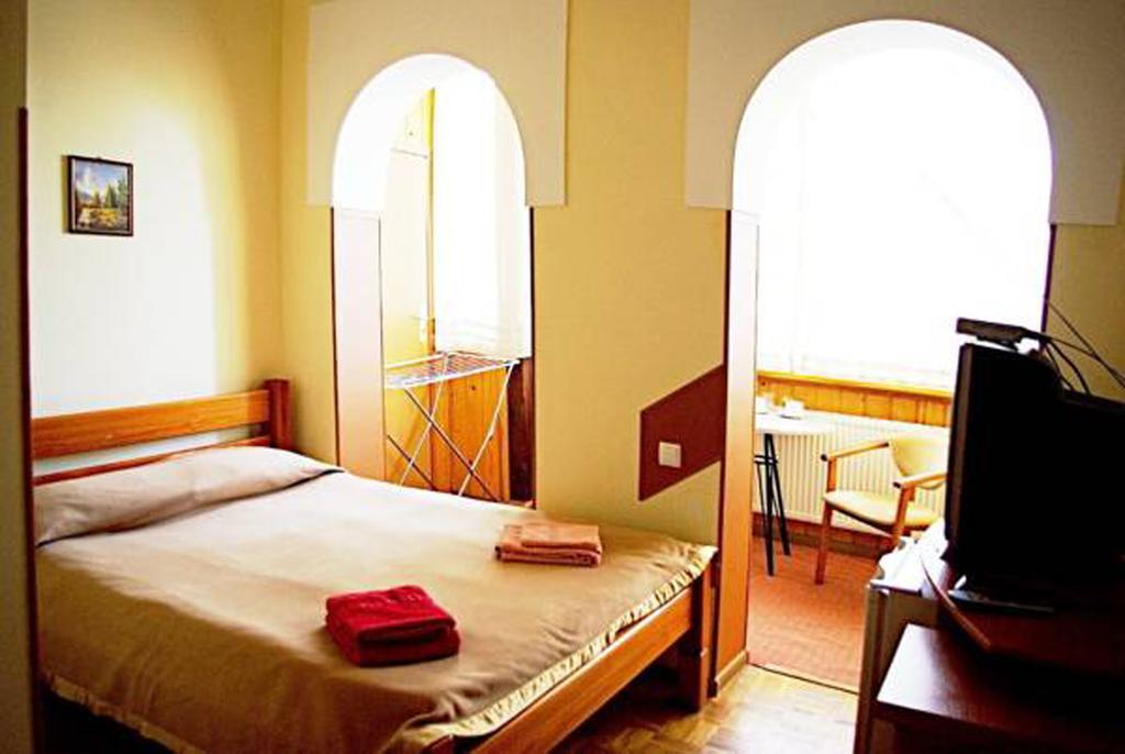 Malvy Hotel Трускавец Екстериор снимка